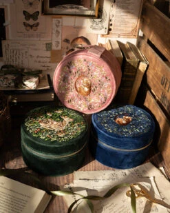 Chic Accessories Shop -Chic Accessories Shop circle jewellery box group 3 1